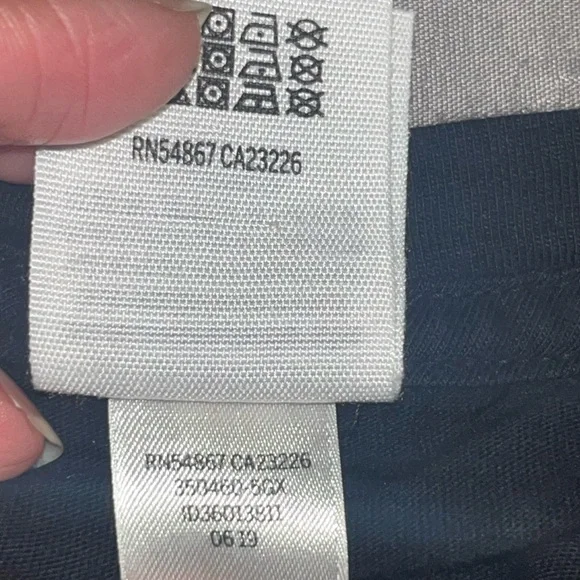 EUC VS PINK Crewneck L/S Shirt - Black - Sz Medium - Picture 10 of 11